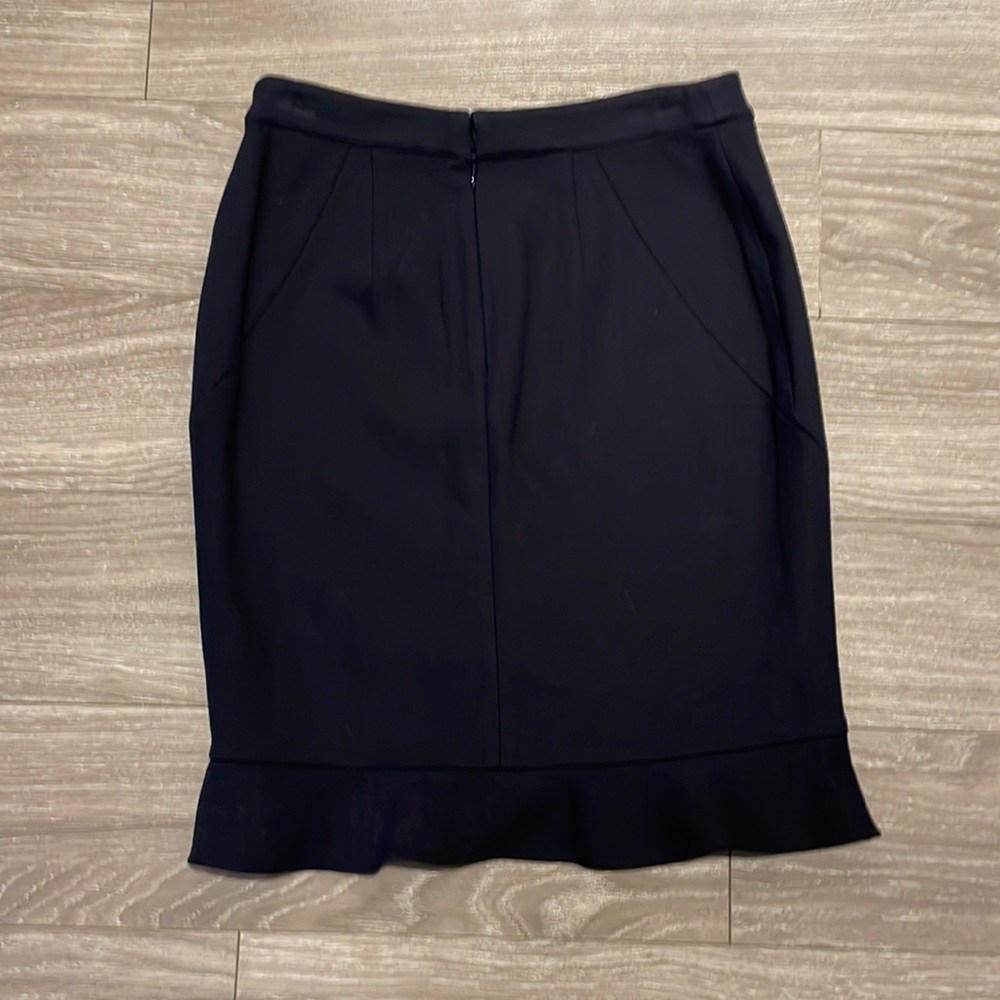 NWT Ann Taylor Navy Skirt Ruffles Size 6P - Picture 2 of 7